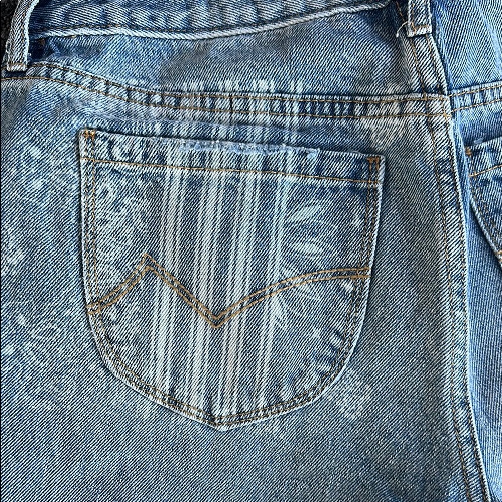 Cleo & Wolf Astoria Jeans - Picture 4 of 7